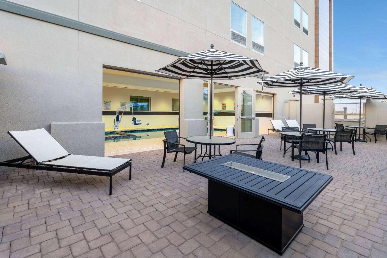 Hotel La Quinta & By Wyndham Copper Sky Maricopa